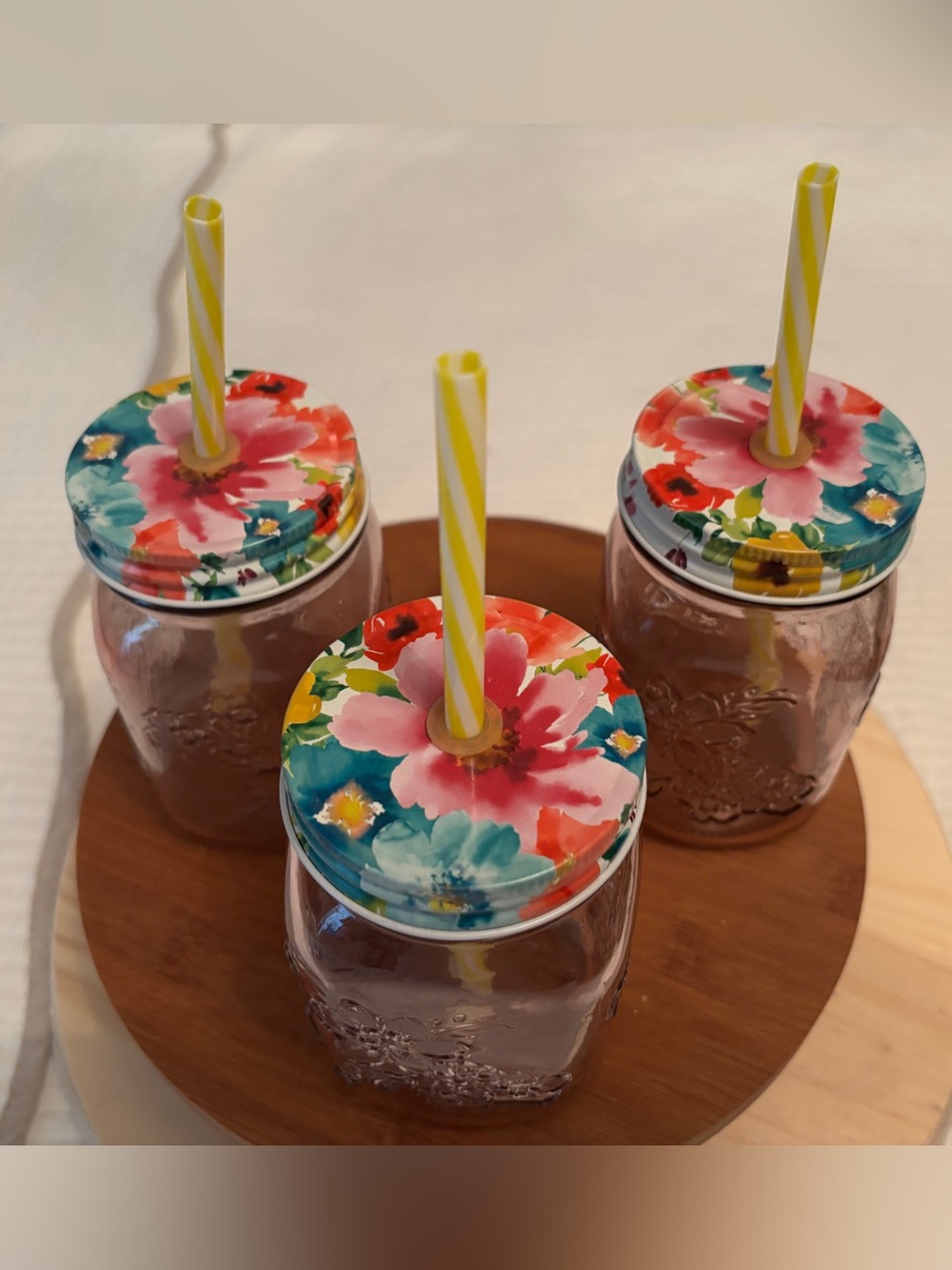 The Pioneer Woman Floral Mason Jar Tumblers with Yellow Stripe Straws